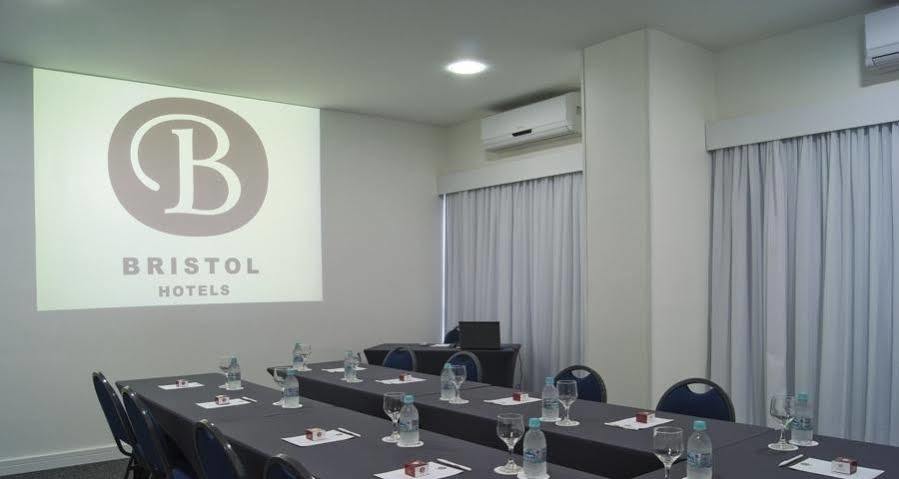 Bristol Praia Do Canto Vitoria Exterior photo